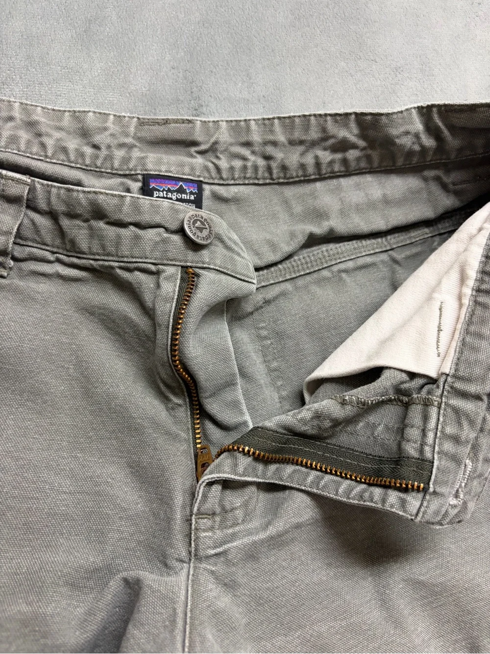Patagonia Womens Shorts 8 Gray Organic Cotton Hiking Outdoor Utility Gorpcore - Picture 5 of 16